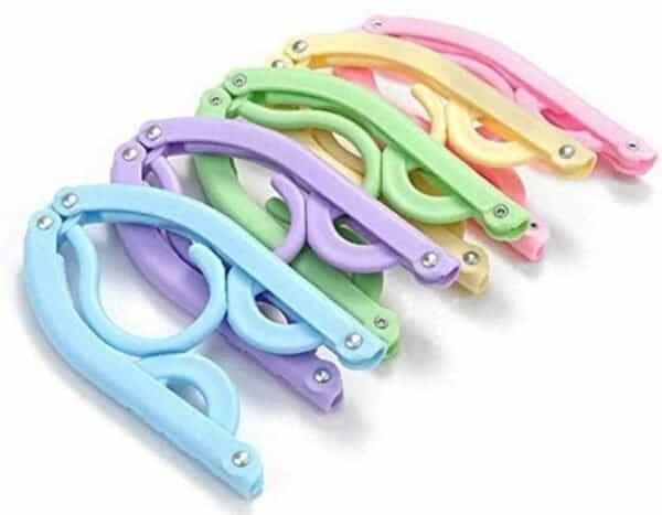 FOLDING HANGER